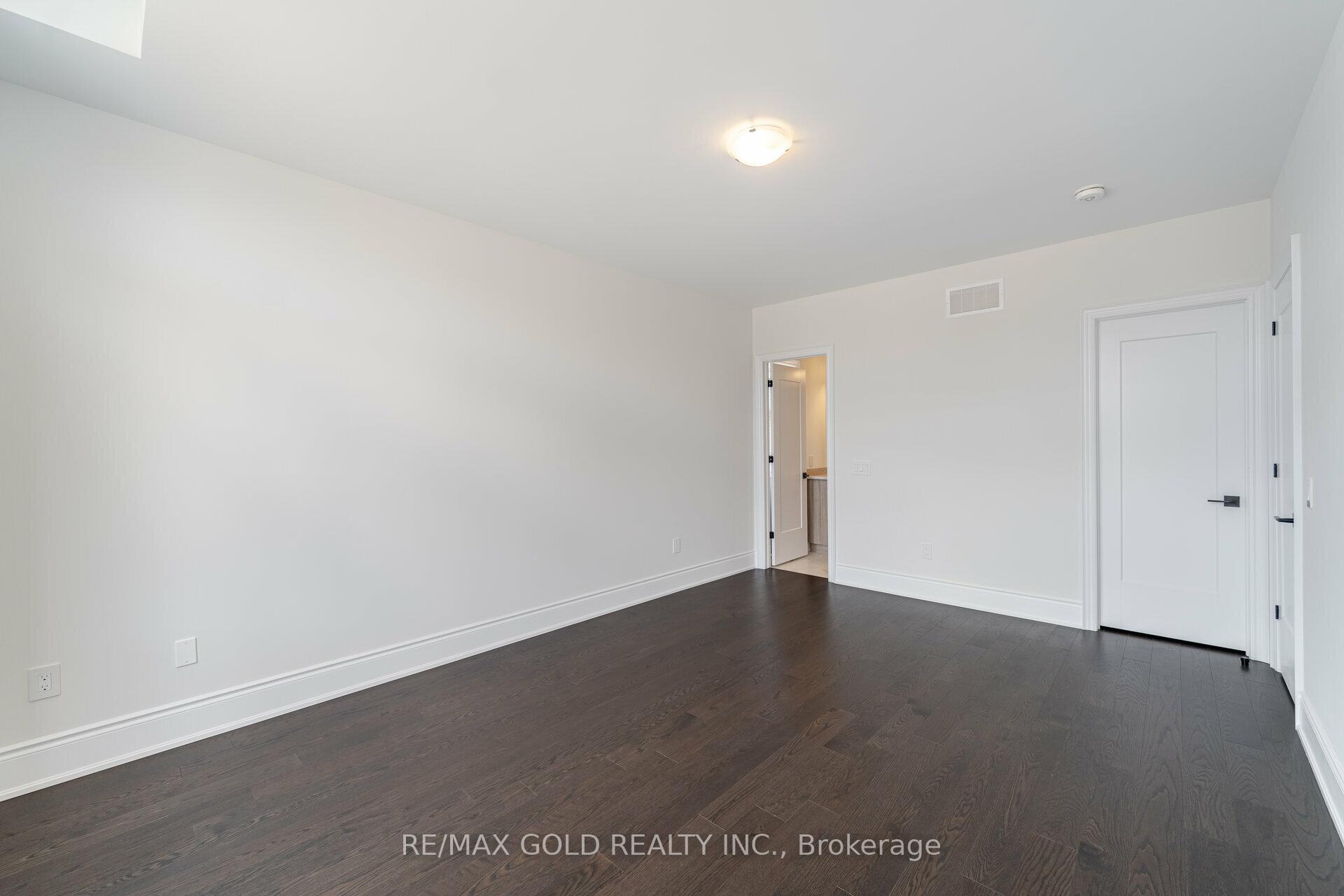 Photo 38 of 80 Raspberry Ridge Avenue, Caledon, Caledon East — HOMEH