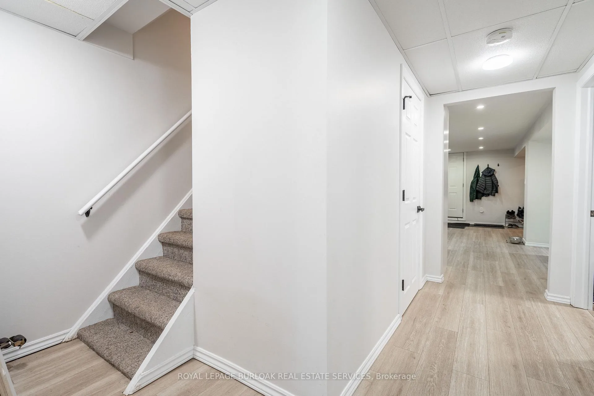 Photo 4 of Unit Lower, 564 Waterloo Street, Hamilton, Parkview — HOMEH