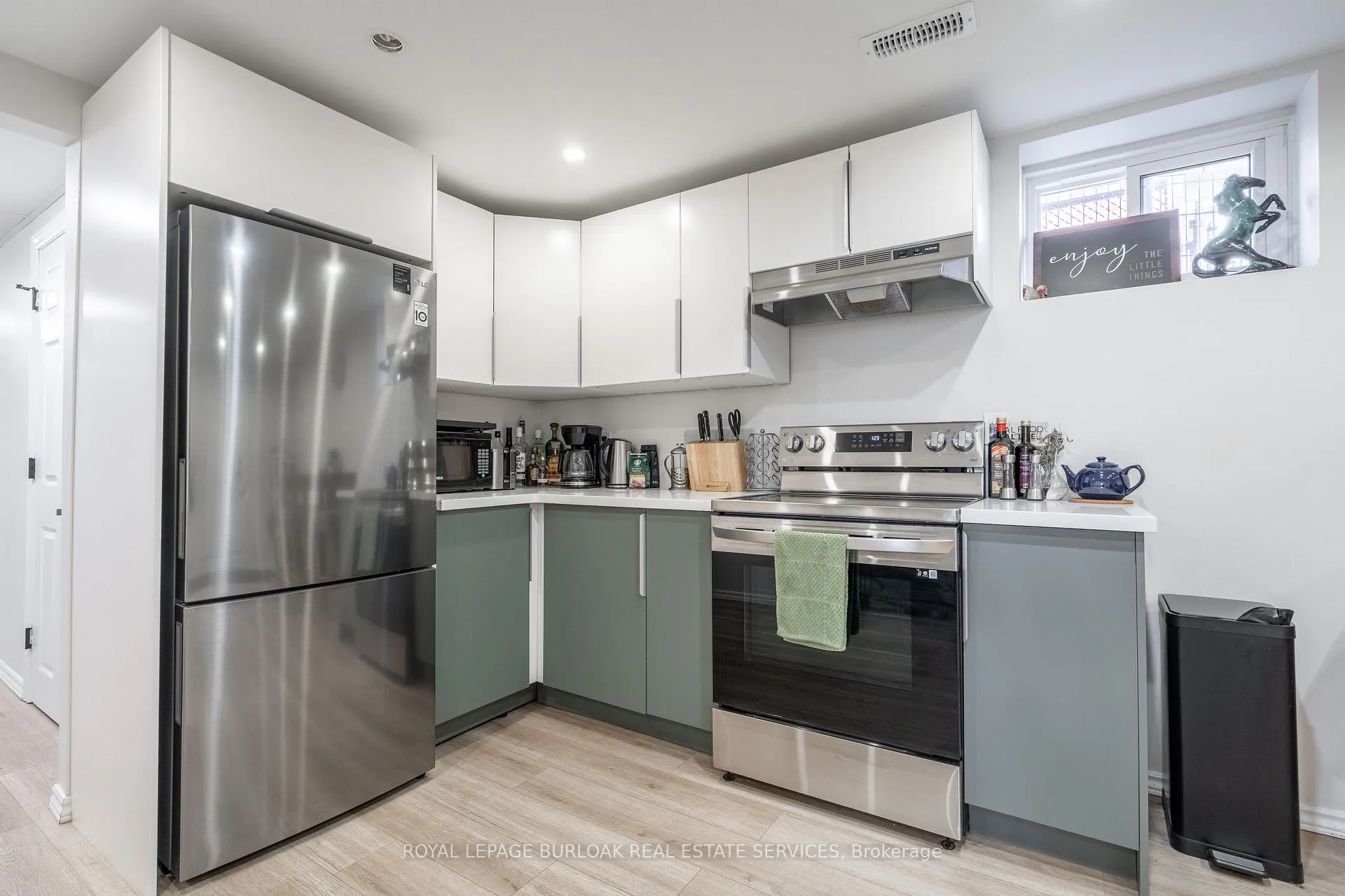 Photo 6 of Unit Lower, 564 Waterloo Street, Hamilton, Parkview — HOMEH