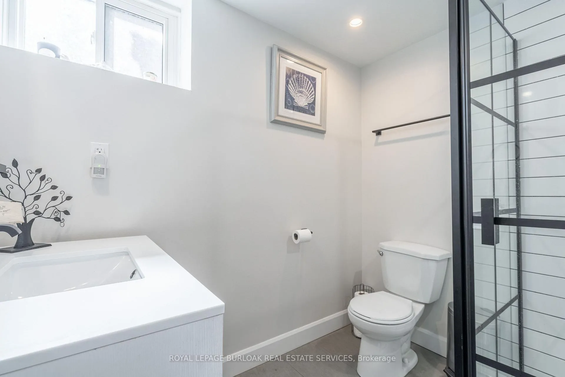 Photo 14 of Unit Lower, 564 Waterloo Street, Hamilton, Parkview — HOMEH