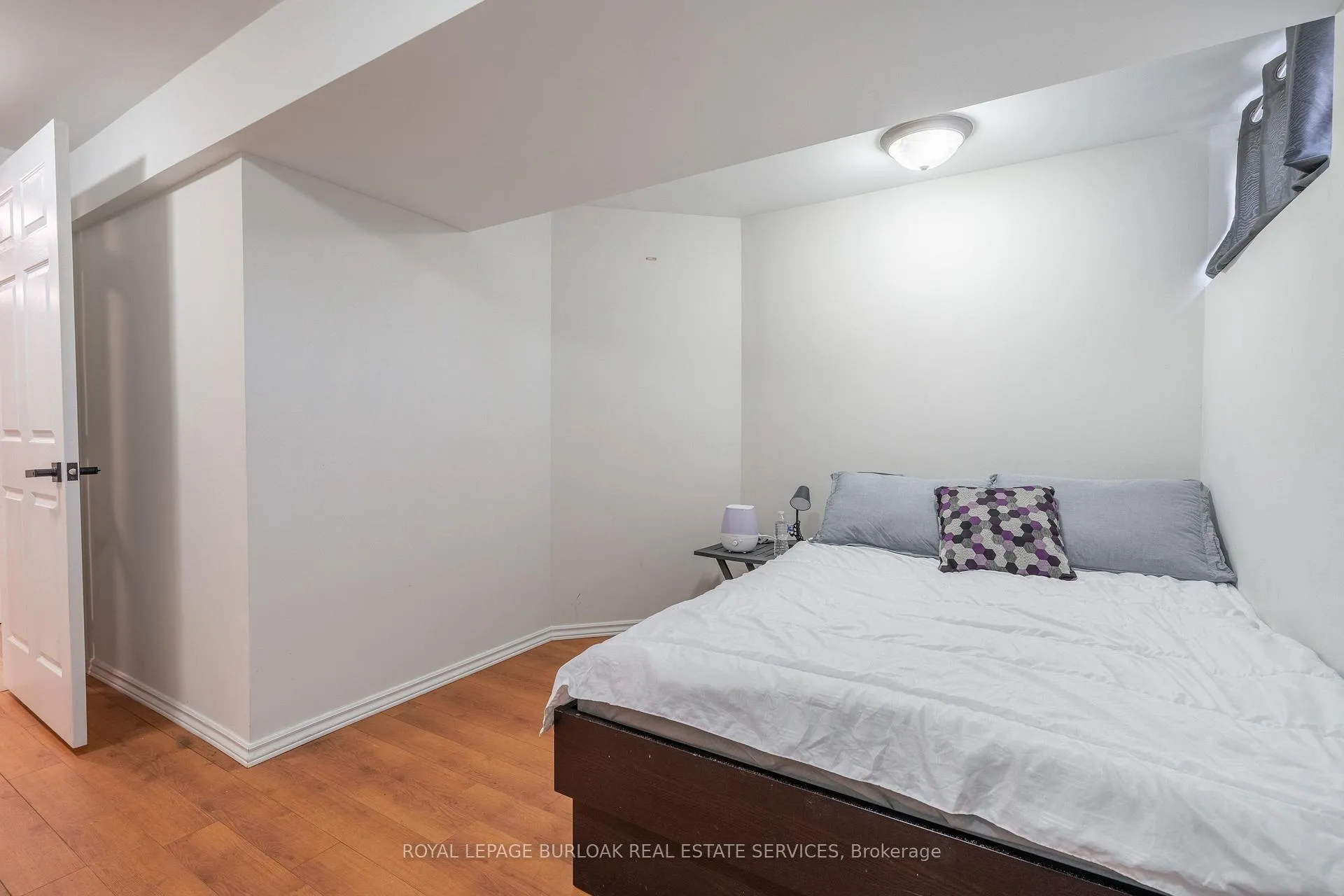 Photo 21 of Unit Lower, 564 Waterloo Street, Hamilton, Parkview — HOMEH