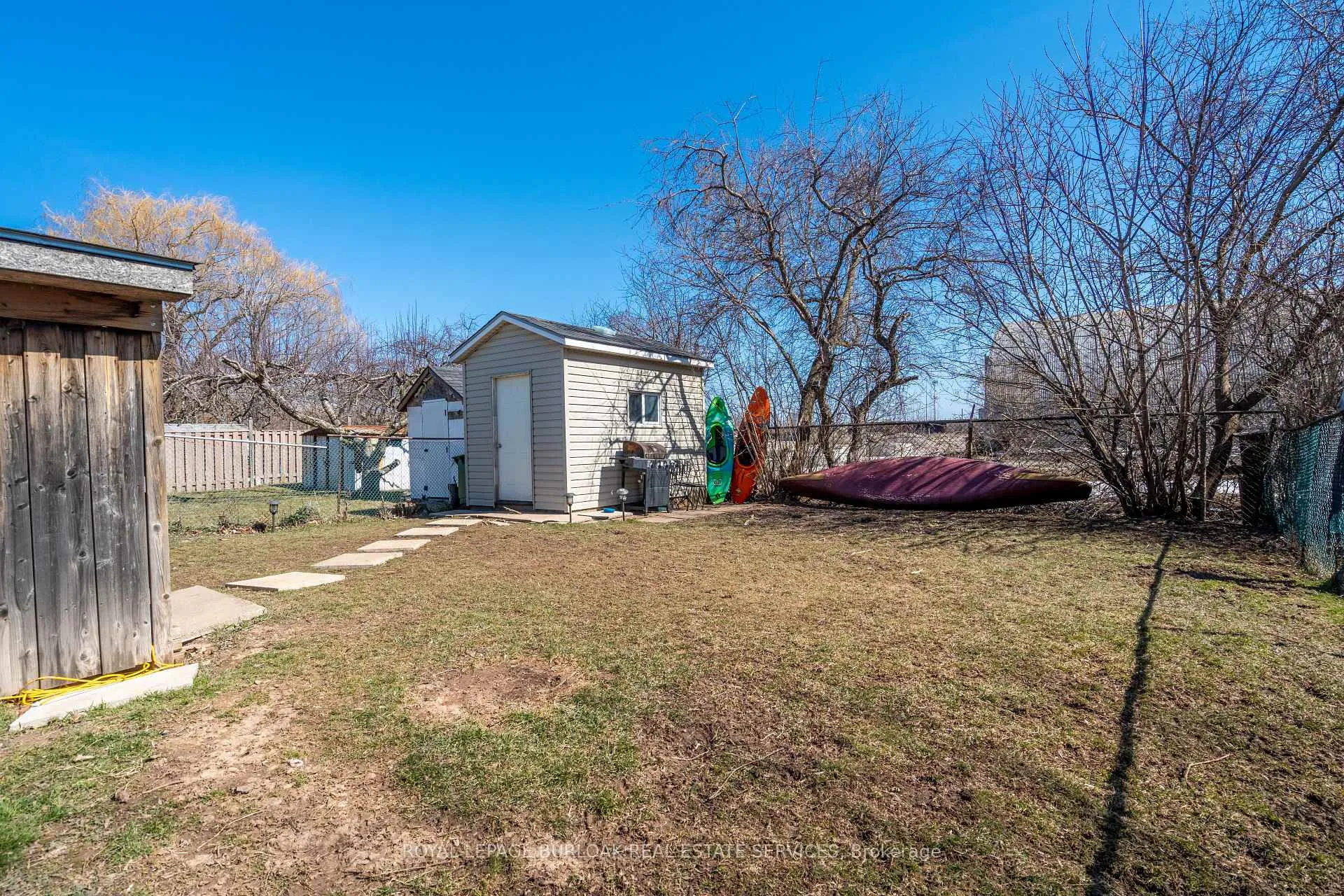 Photo 25 of Unit Lower, 564 Waterloo Street, Hamilton, Parkview — HOMEH