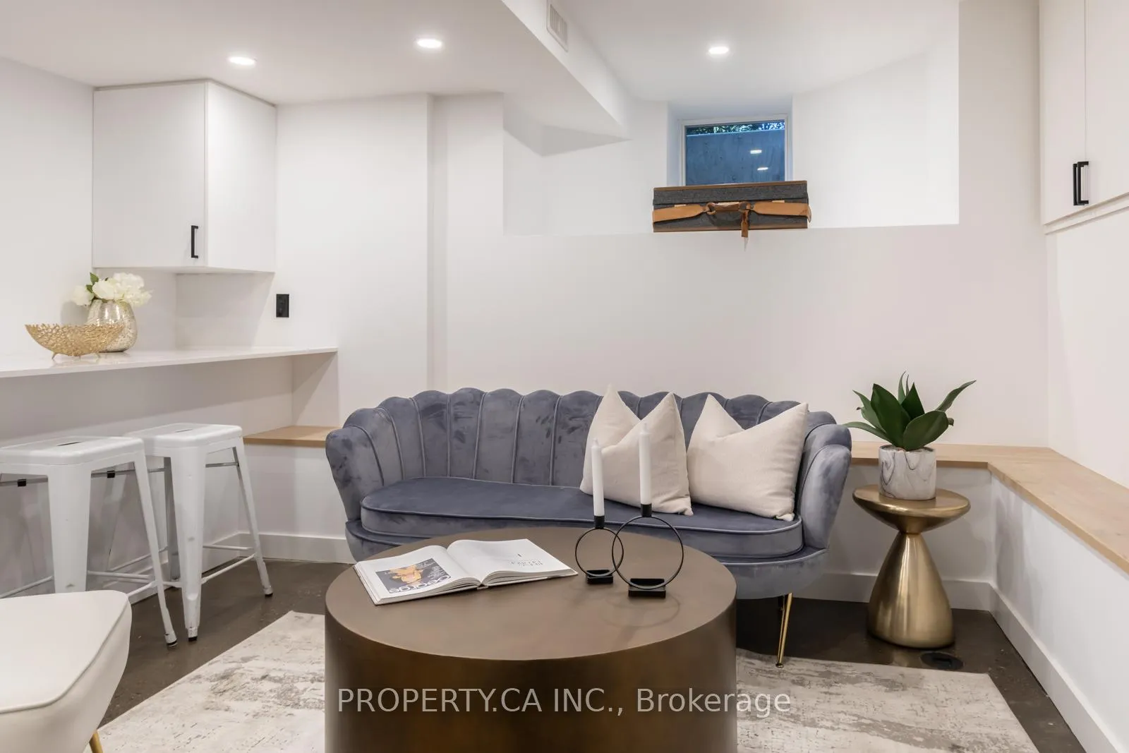 Photo 5 of Unit Lower, 33 Beaconsfield Avenue, Toronto, Little Portugal — HOMEH