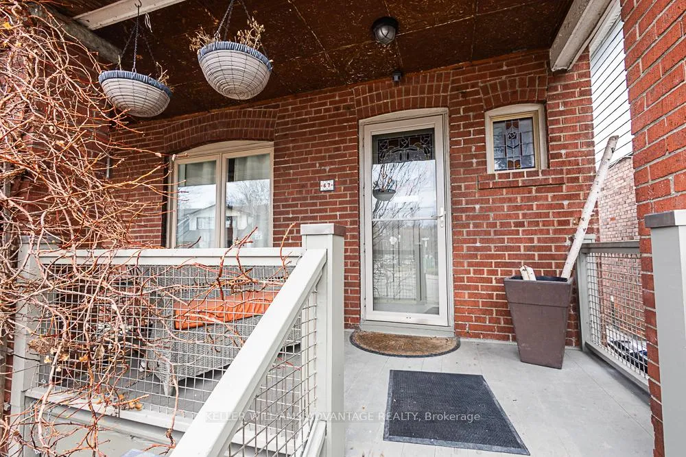 Photo 2 of 67 Oakcrest Avenue, Toronto, East End-Danforth — HOMEH