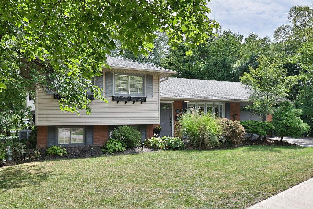 Photo 3 of 3514 Rockwood Drive, Burlington, Roseland — HOMEH