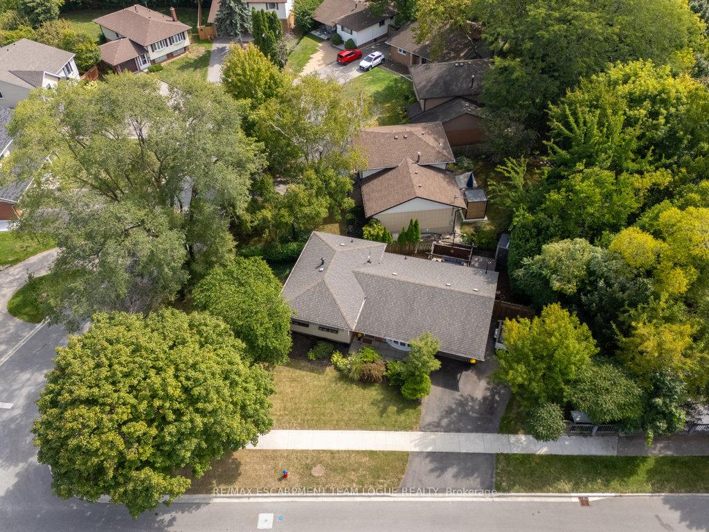 Photo 42 of 3514 Rockwood Drive, Burlington, Roseland — HOMEH