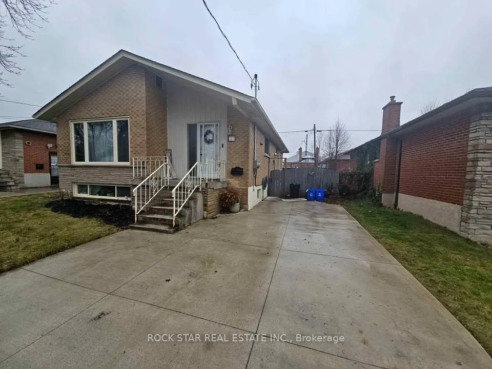 Front of 227 Fernwood Crescent