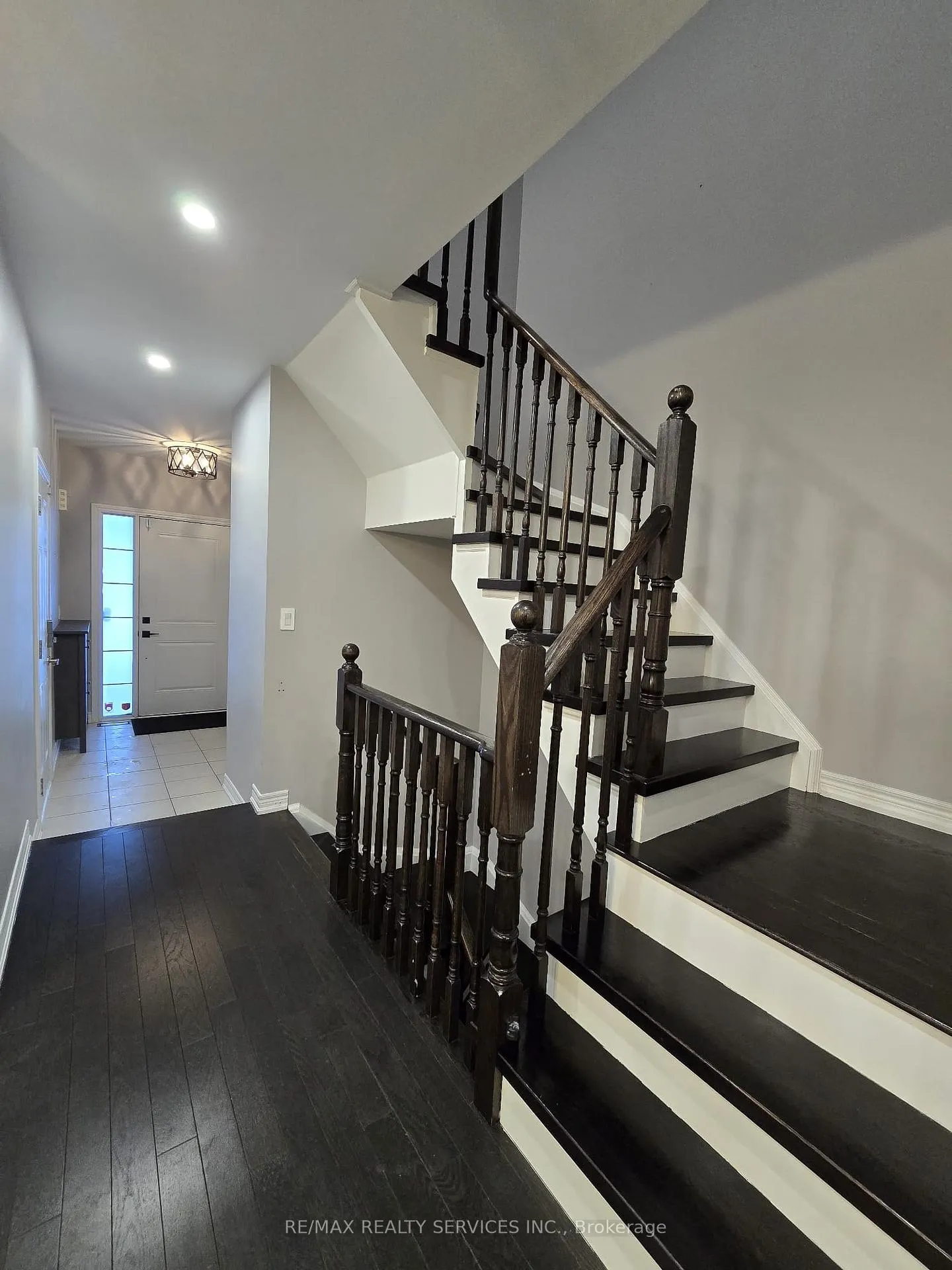 Photo 12 of 69 Great Gabe Crescent, Oshawa, Windfields — HOMEH