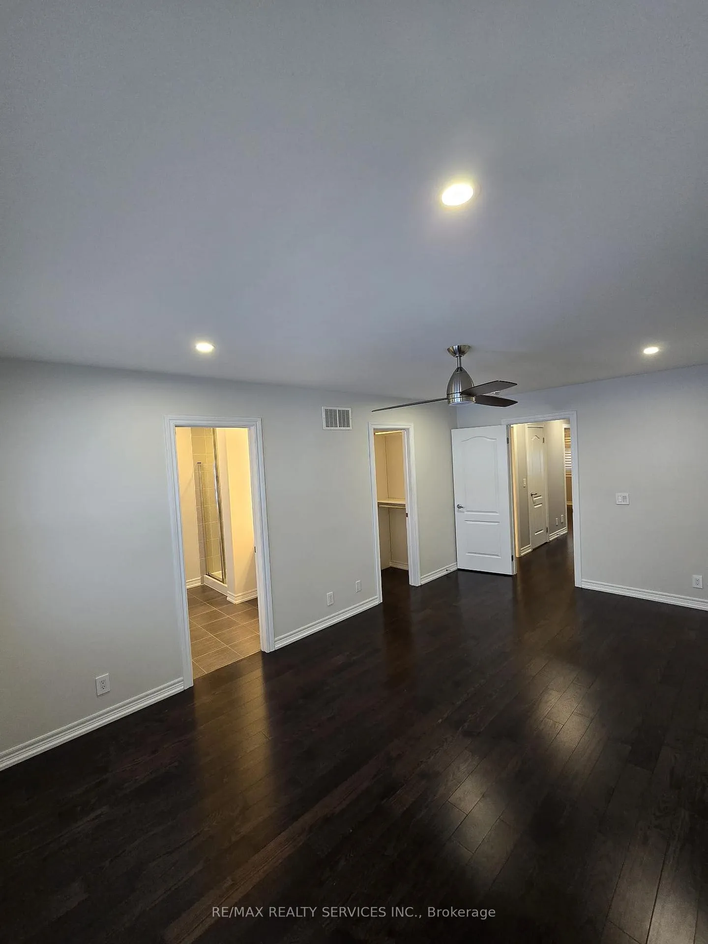 Photo 16 of 69 Great Gabe Crescent, Oshawa, Windfields — HOMEH
