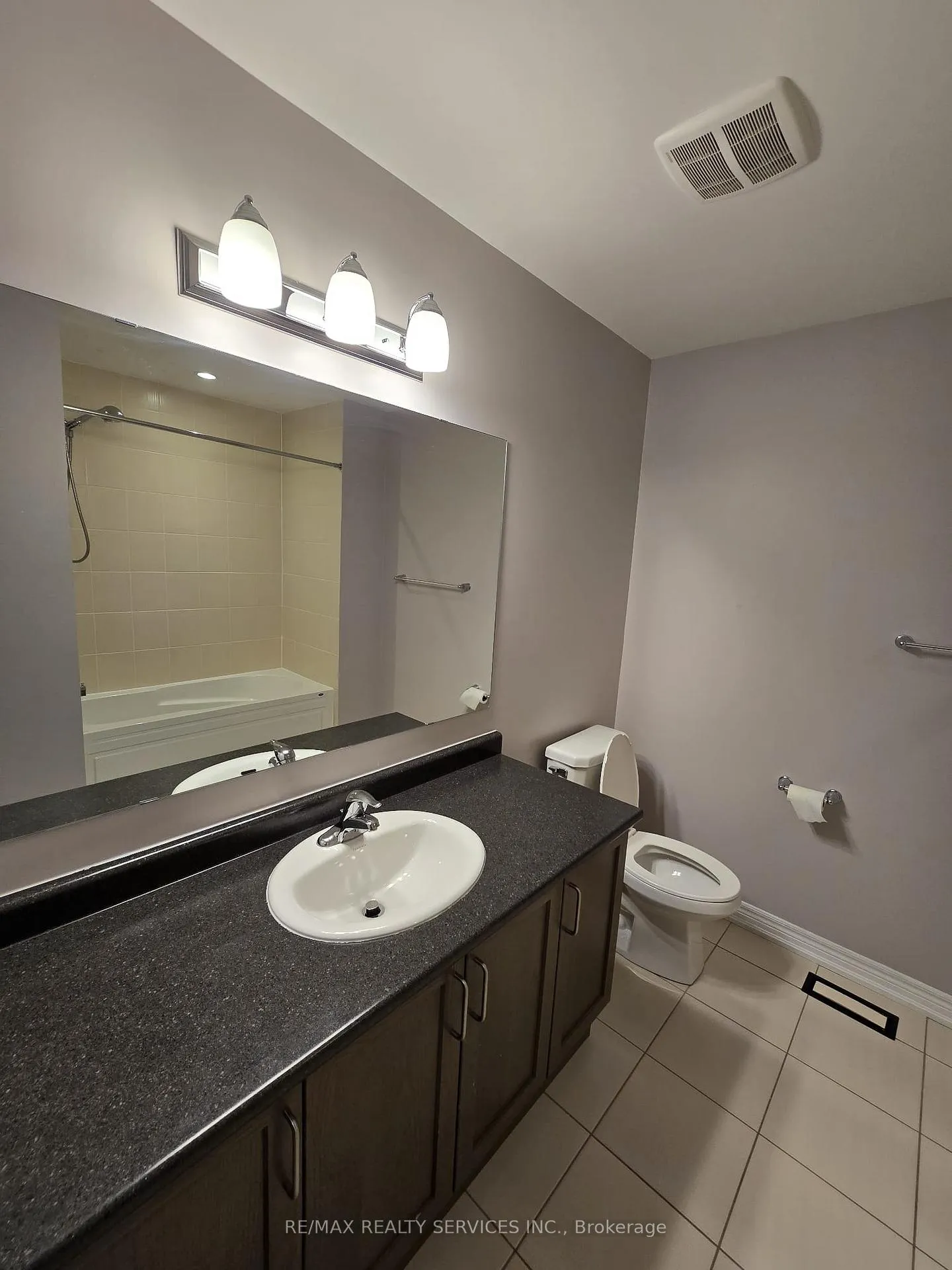 Photo 26 of 69 Great Gabe Crescent, Oshawa, Windfields — HOMEH