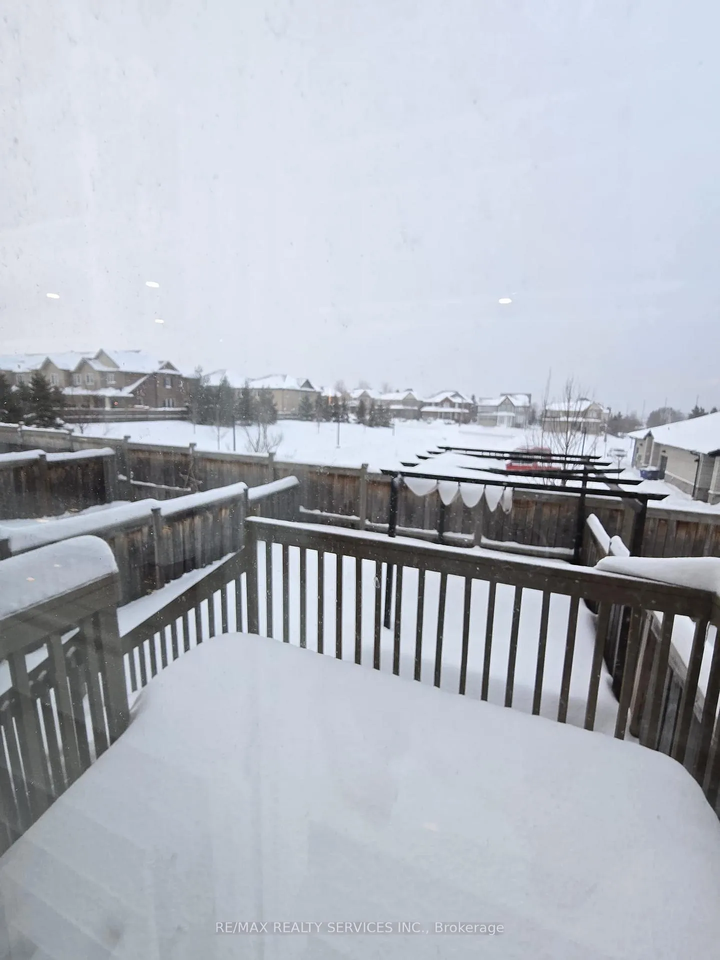 Photo 37 of 69 Great Gabe Crescent, Oshawa, Windfields — HOMEH