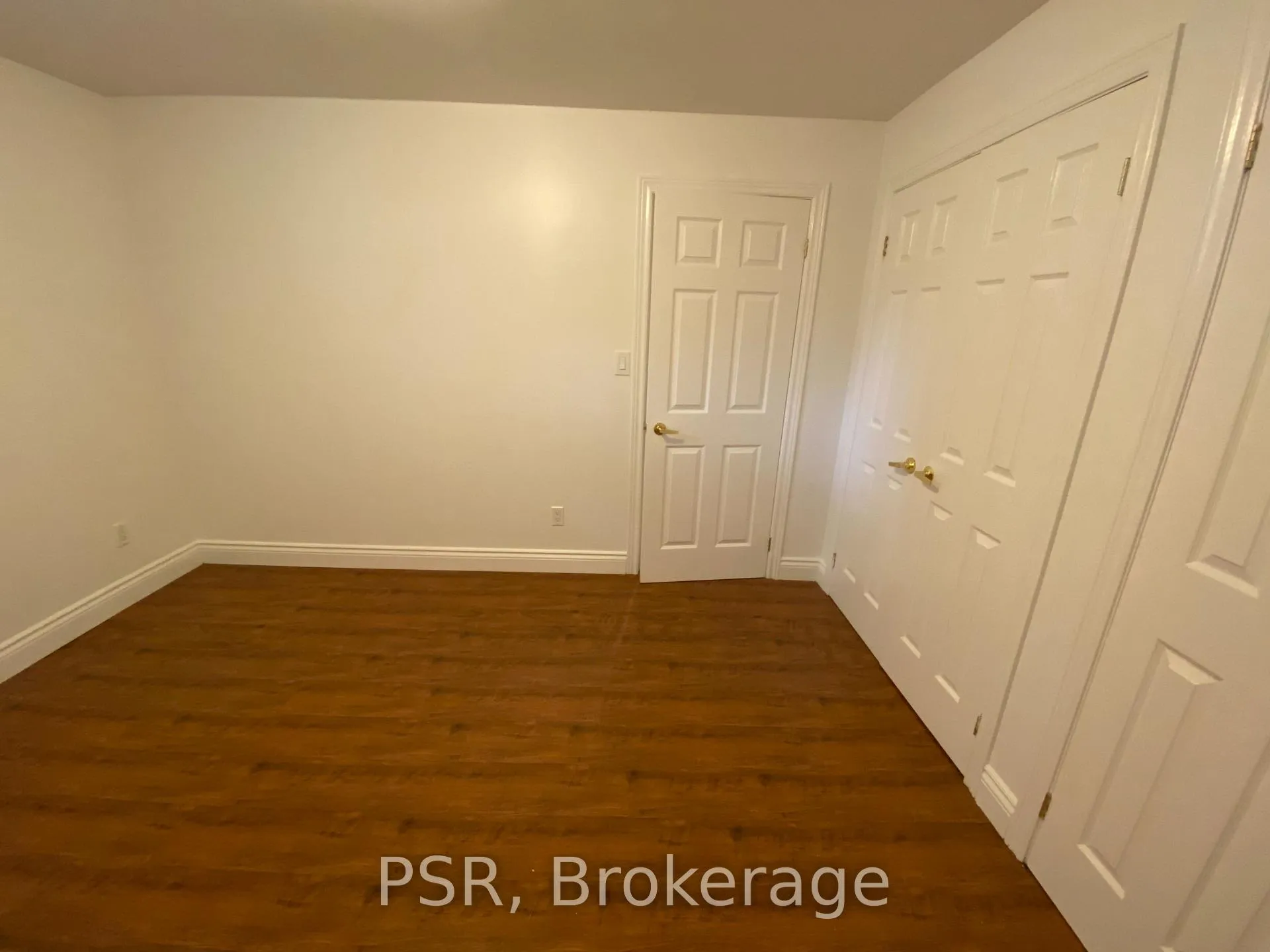 Photo 12 of Unit 5, 349 Northcliffe Boulevard, Toronto, Oakwood Village — HOMEH