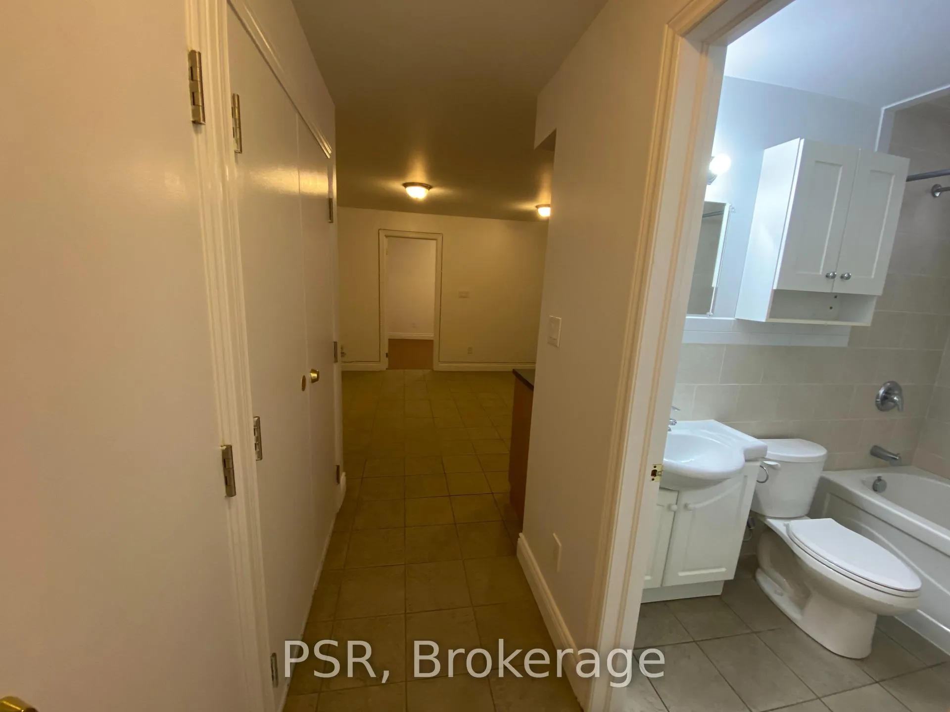 Photo 14 of Unit 5, 349 Northcliffe Boulevard, Toronto, Oakwood Village — HOMEH