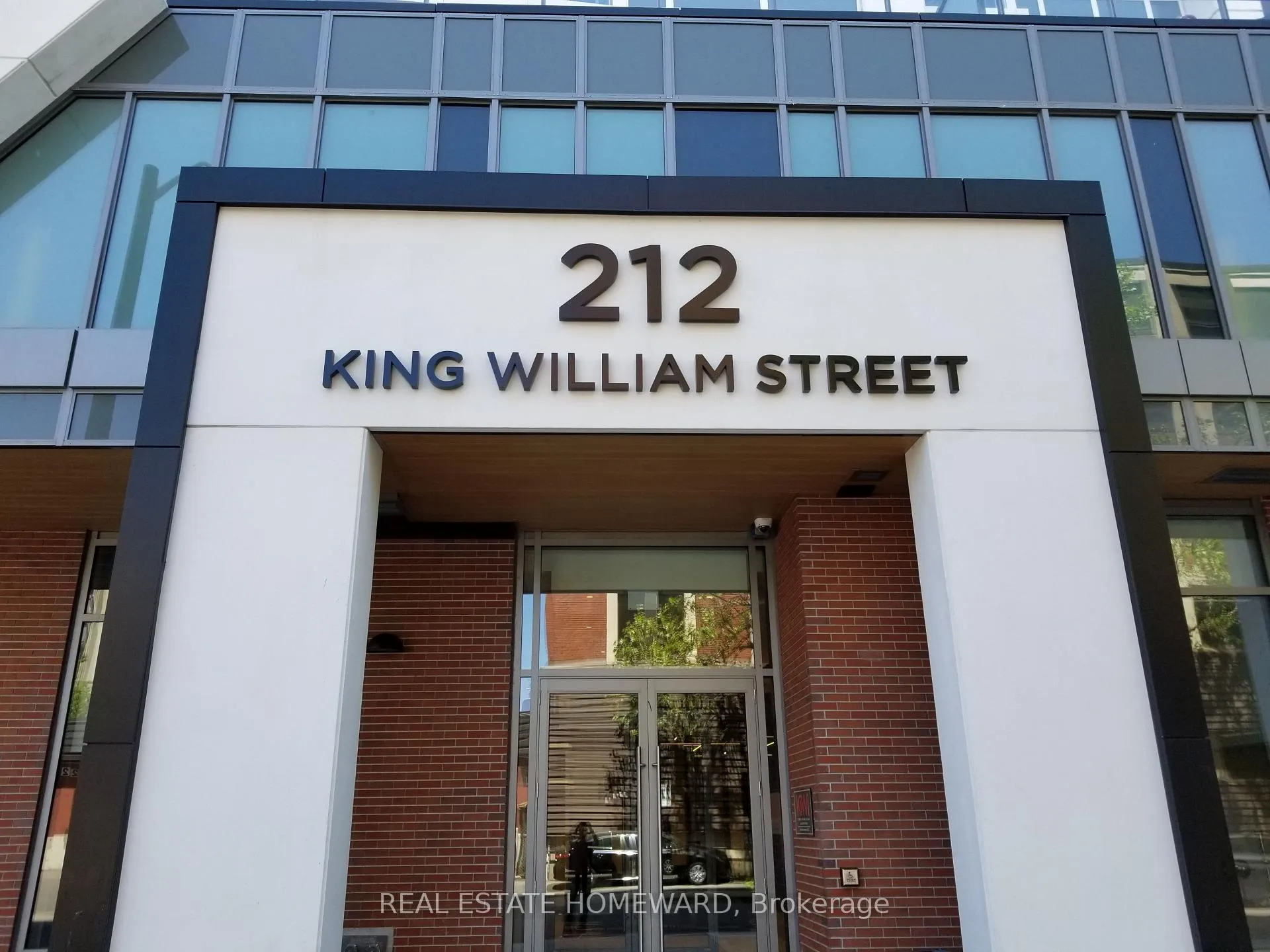 Front of Unit 923, 212 King William Street