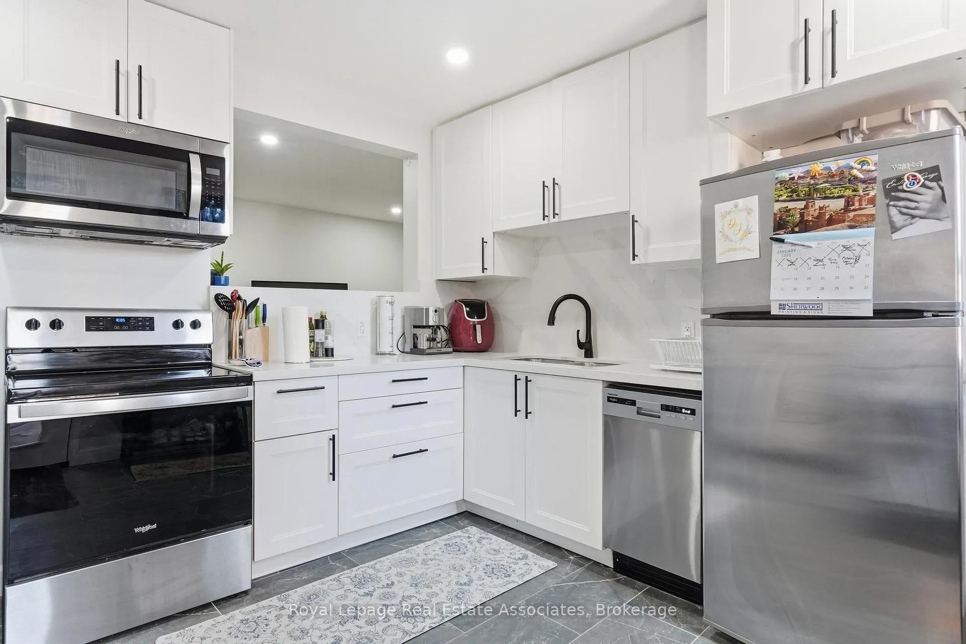 Photo 3 of Unit 2, 66 Main Street S, Halton Hills, Georgetown — HOMEH