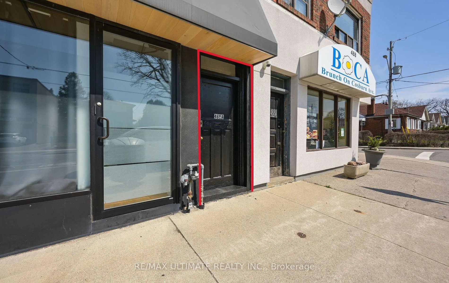 Photo 2 of 486A Cosburn Avenue, Toronto, East York — HOMEH