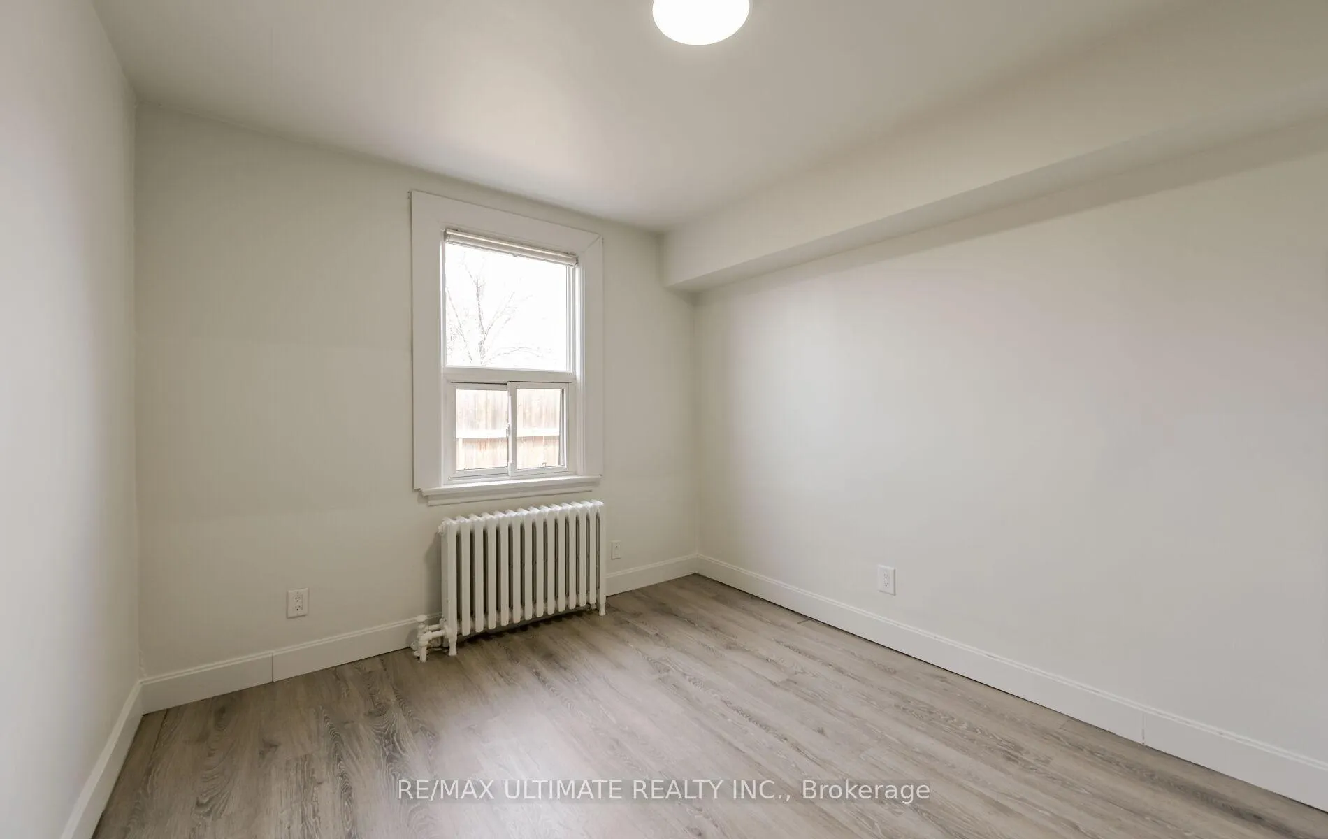 Photo 28 of 486A Cosburn Avenue, Toronto, East York — HOMEH