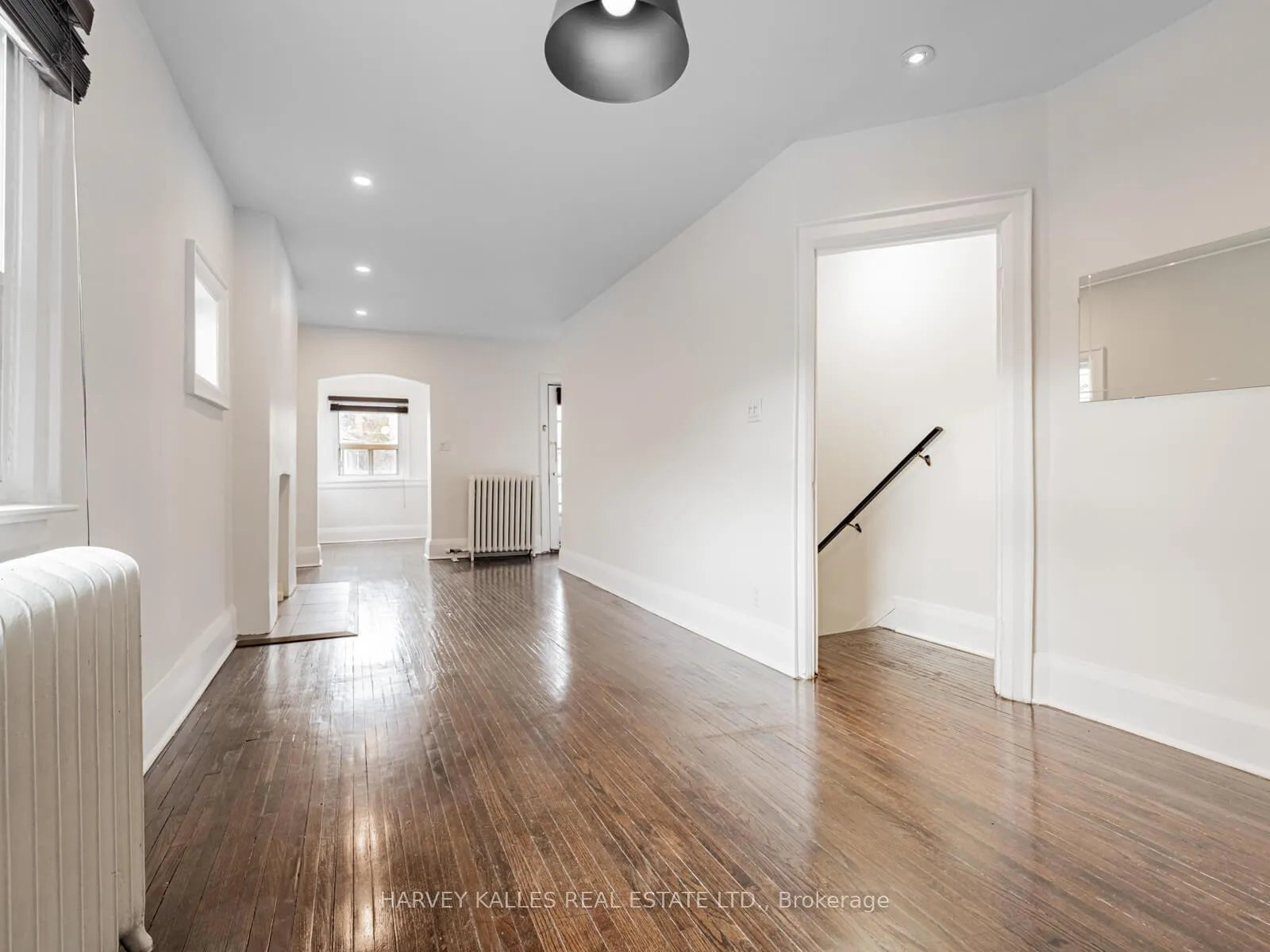 Photo 5 of Unit Upper Unit, 29 Snowdon Avenue, Toronto, Lawrence Park North — HOMEH