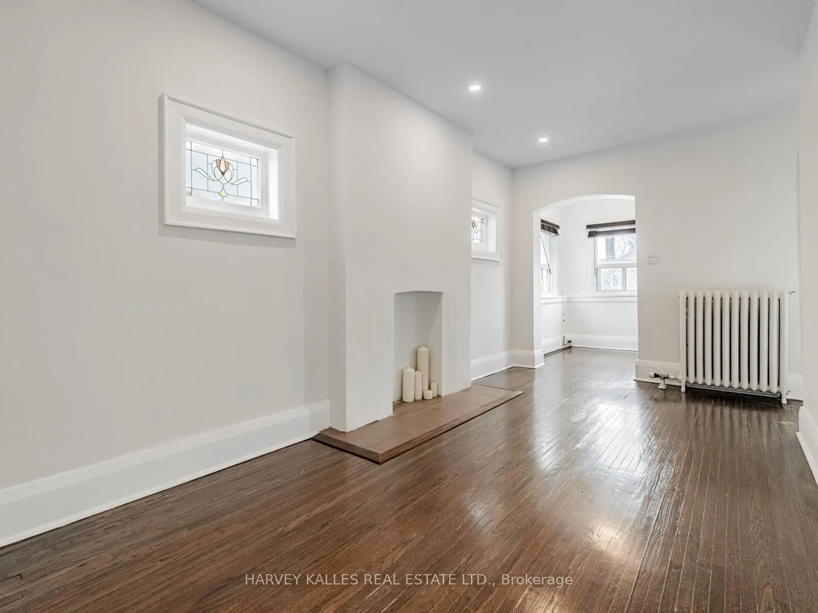 Photo 6 of Unit Upper Unit, 29 Snowdon Avenue, Toronto, Lawrence Park North — HOMEH