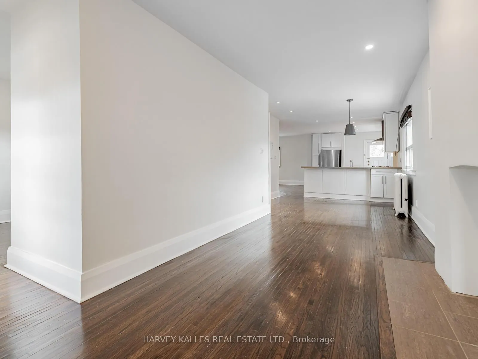 Photo 8 of Unit Upper Unit, 29 Snowdon Avenue, Toronto, Lawrence Park North — HOMEH