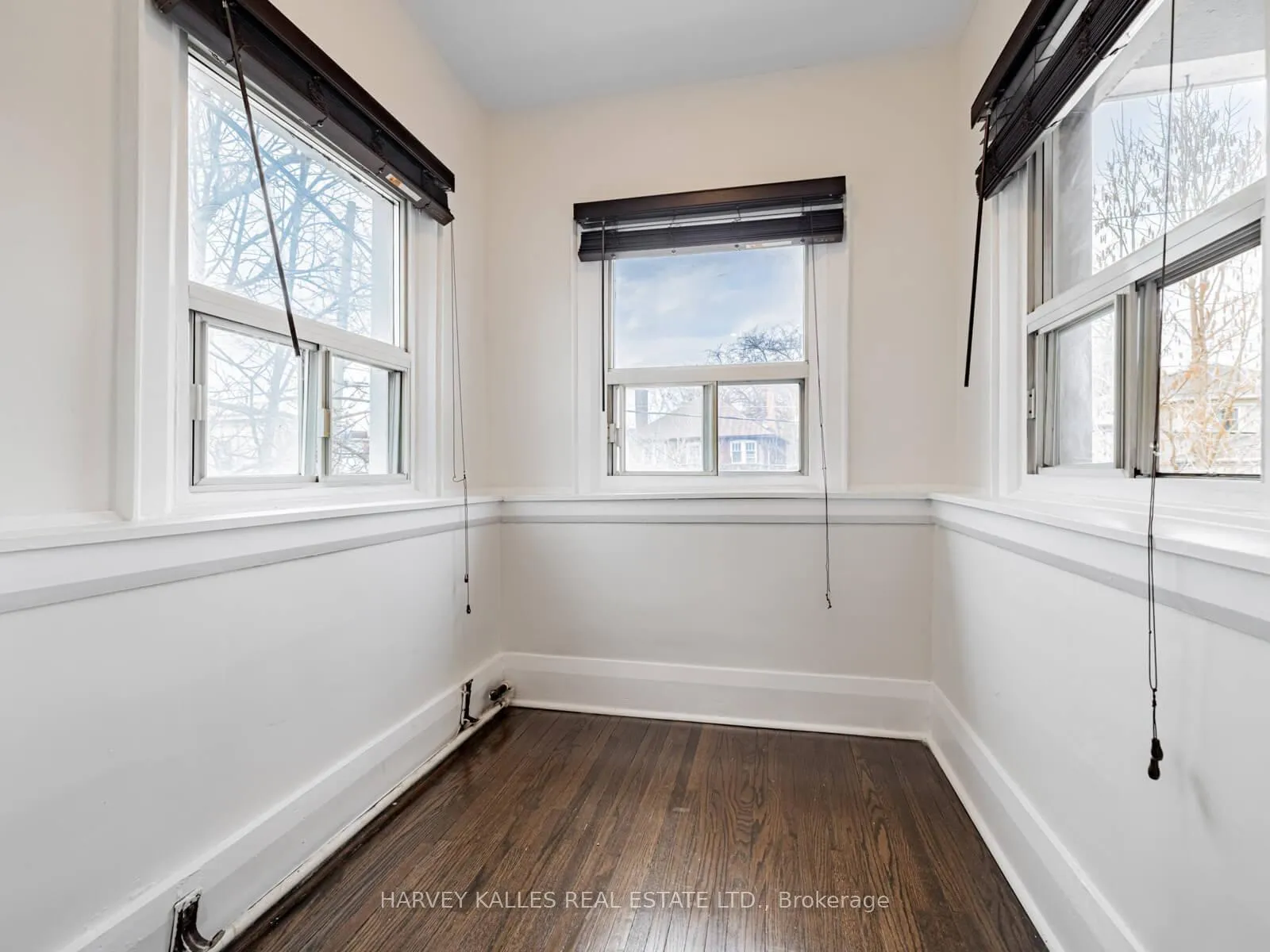 Photo 9 of Unit Upper Unit, 29 Snowdon Avenue, Toronto, Lawrence Park North — HOMEH