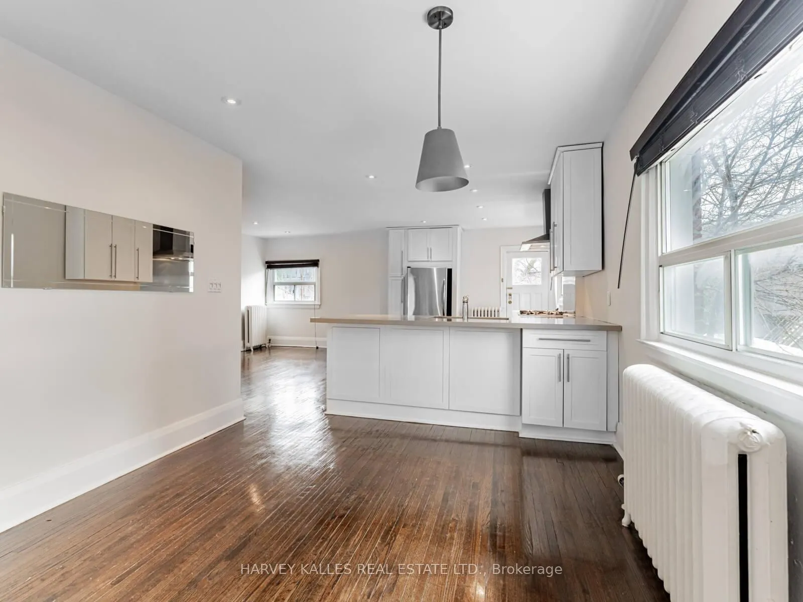 Photo 10 of Unit Upper Unit, 29 Snowdon Avenue, Toronto, Lawrence Park North — HOMEH