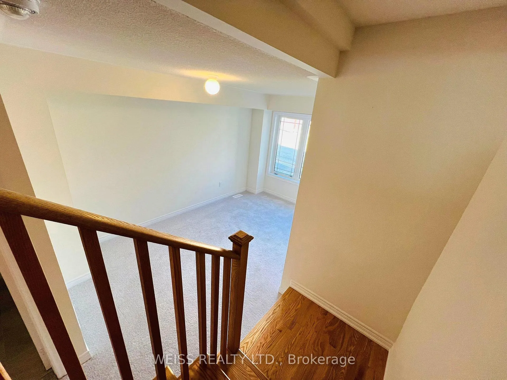 Photo 22 of 913 Crowsnest Hollow, Pickering, Rural Pickering — HOMEH