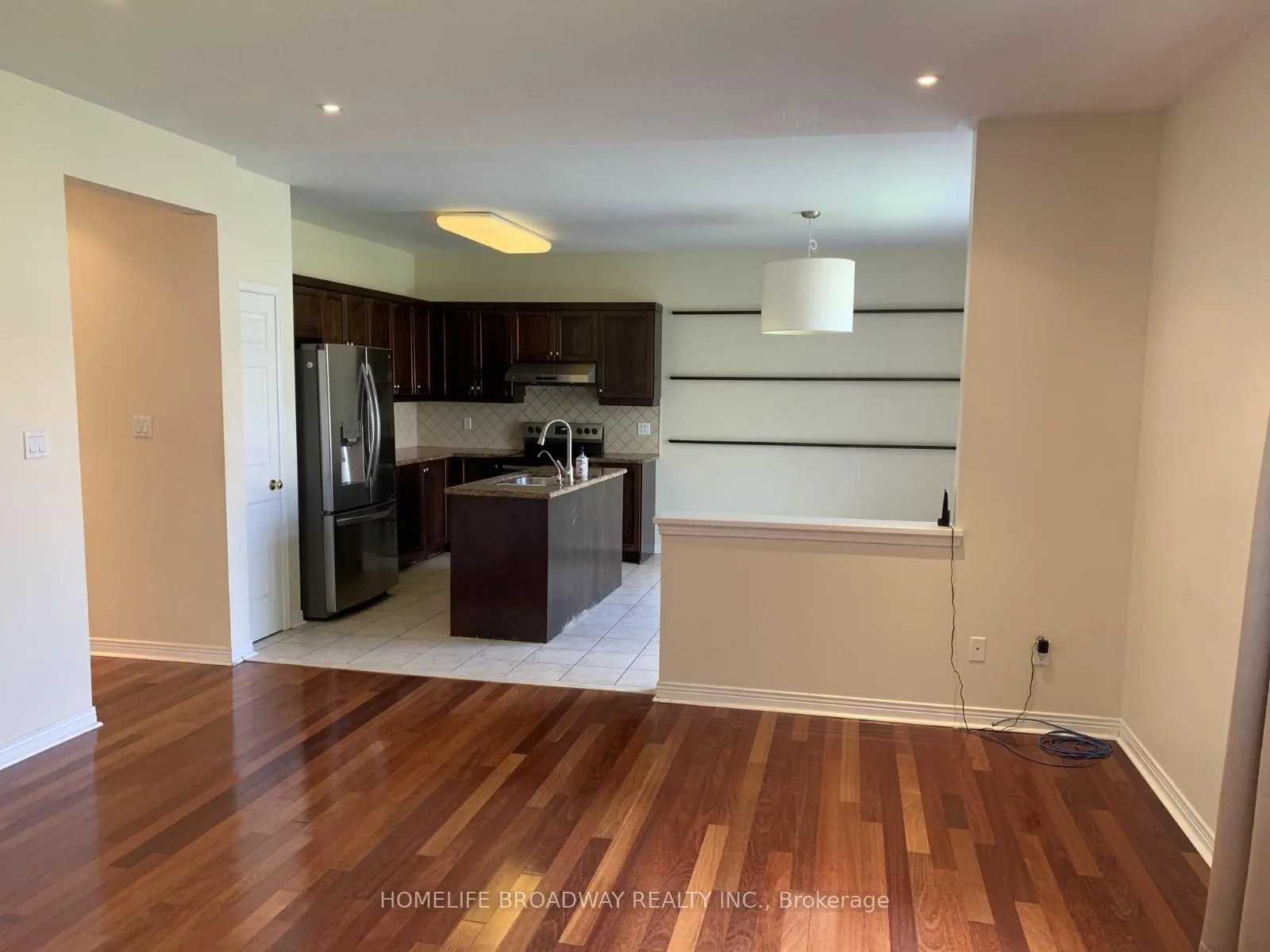 Photo 5 of 10 Bridlefield Lane, Markham, Berczy — HOMEH