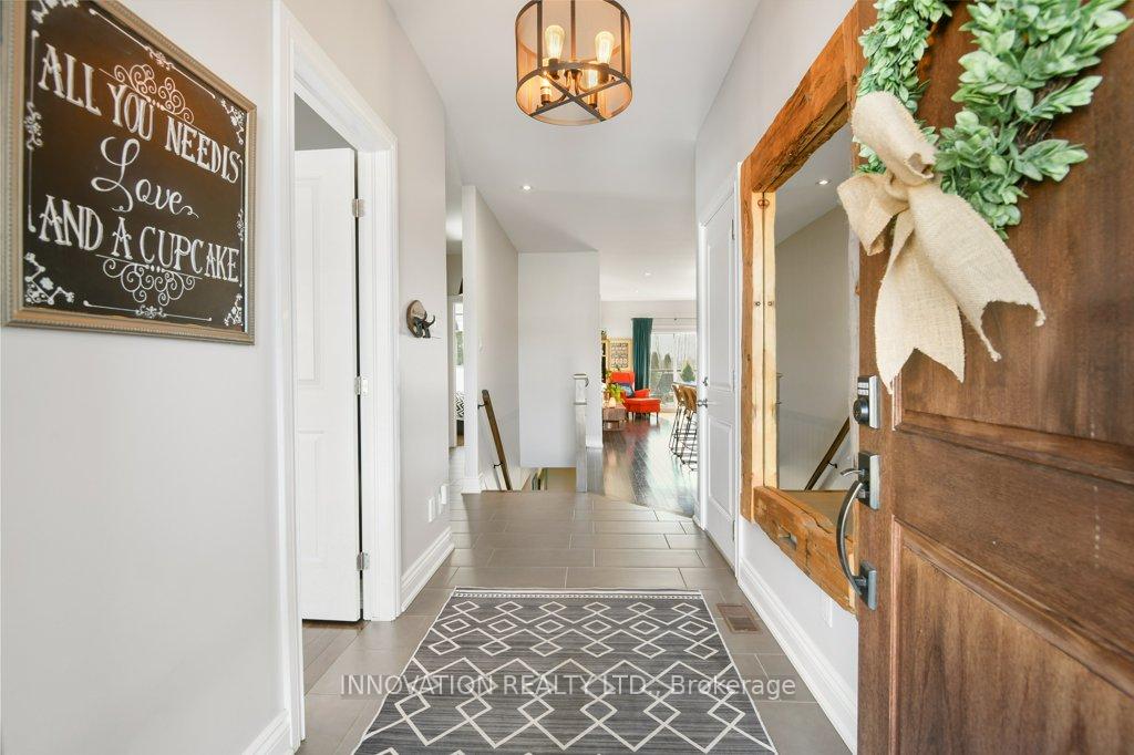 Photo 4 of 625 Meadowridge Circle, Ottawa, Carp — HOMEH