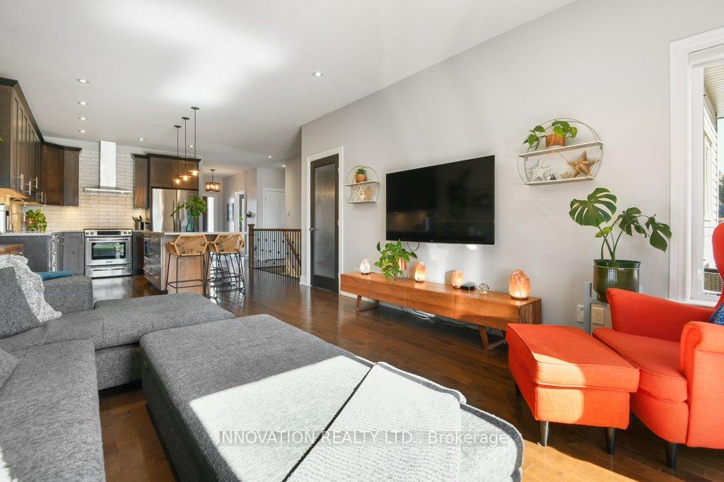 Photo 9 of 625 Meadowridge Circle, Ottawa, Carp — HOMEH