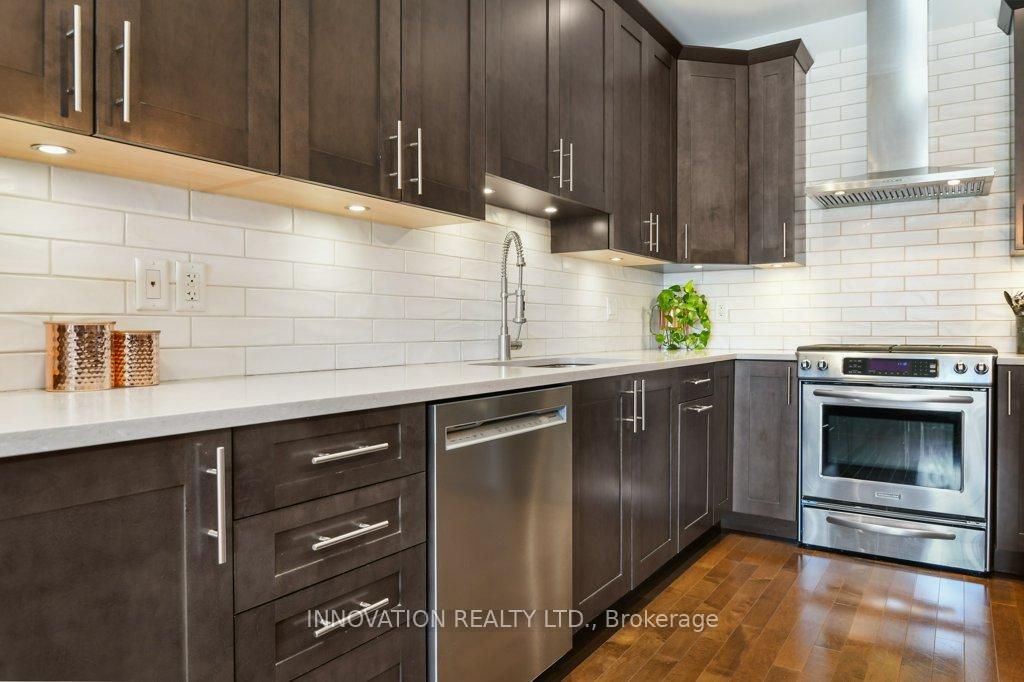 Photo 13 of 625 Meadowridge Circle, Ottawa, Carp — HOMEH