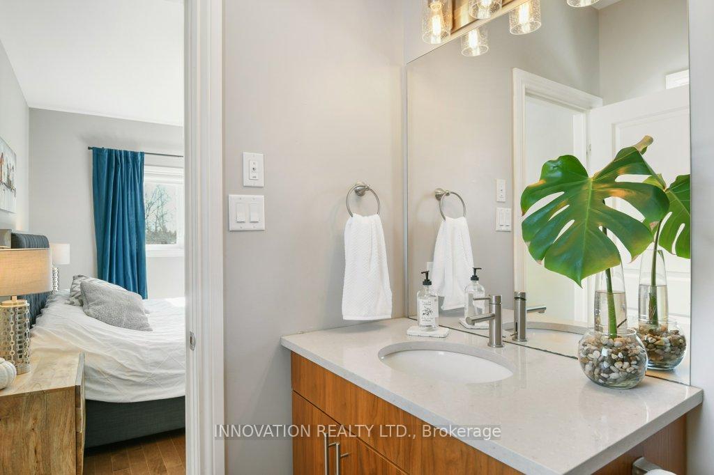 Photo 18 of 625 Meadowridge Circle, Ottawa, Carp — HOMEH