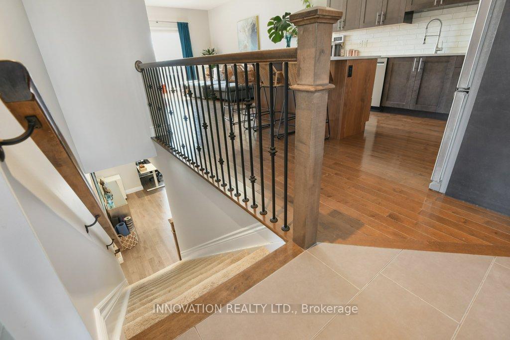 Photo 21 of 625 Meadowridge Circle, Ottawa, Carp — HOMEH