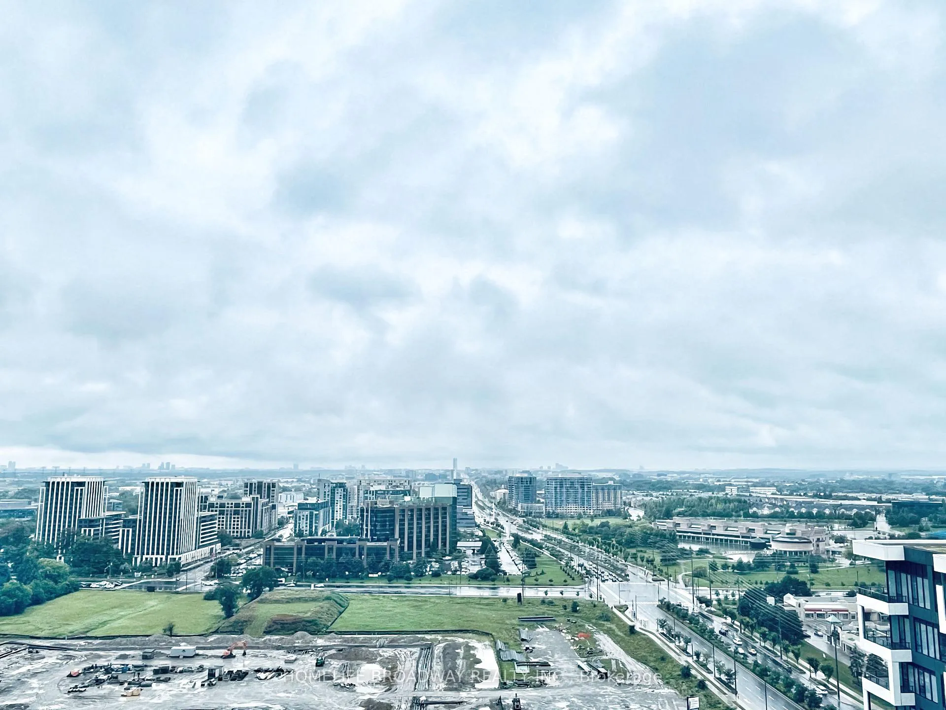 Photo 13 of Unit 2607, 18 Water Walk Drive, Markham, Unionville — HOMEH