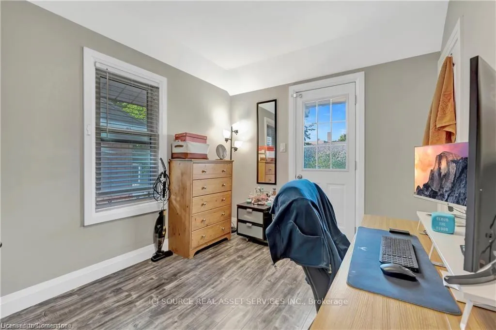 Photo 8 of Unit Unit 1, 25 Major Street, Kitchener — HOMEH