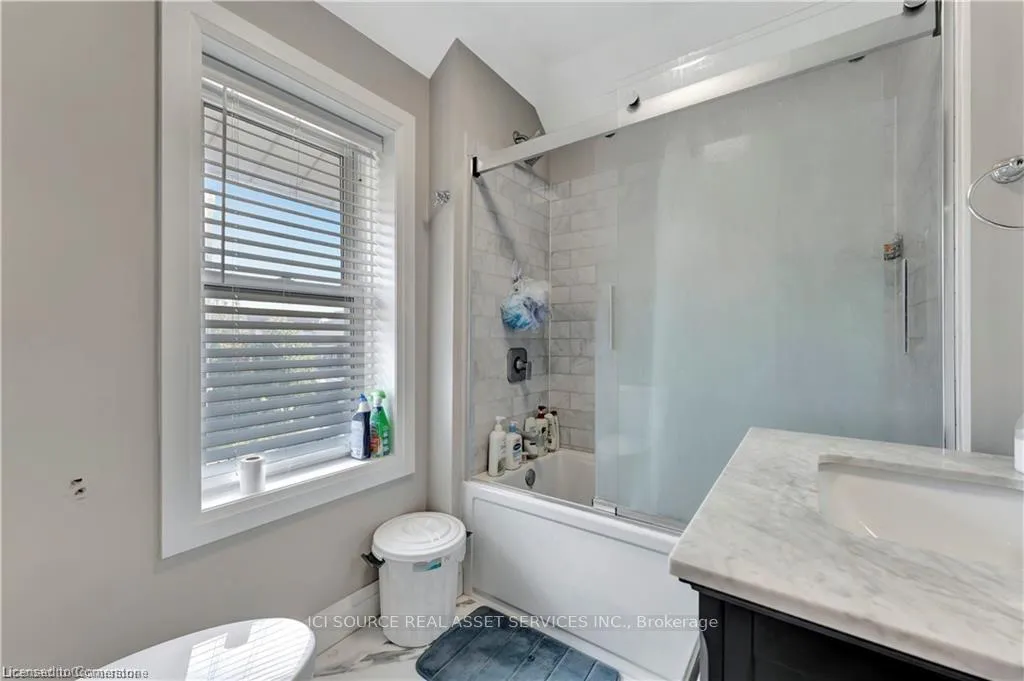 Photo 11 of Unit Unit 1, 25 Major Street, Kitchener — HOMEH
