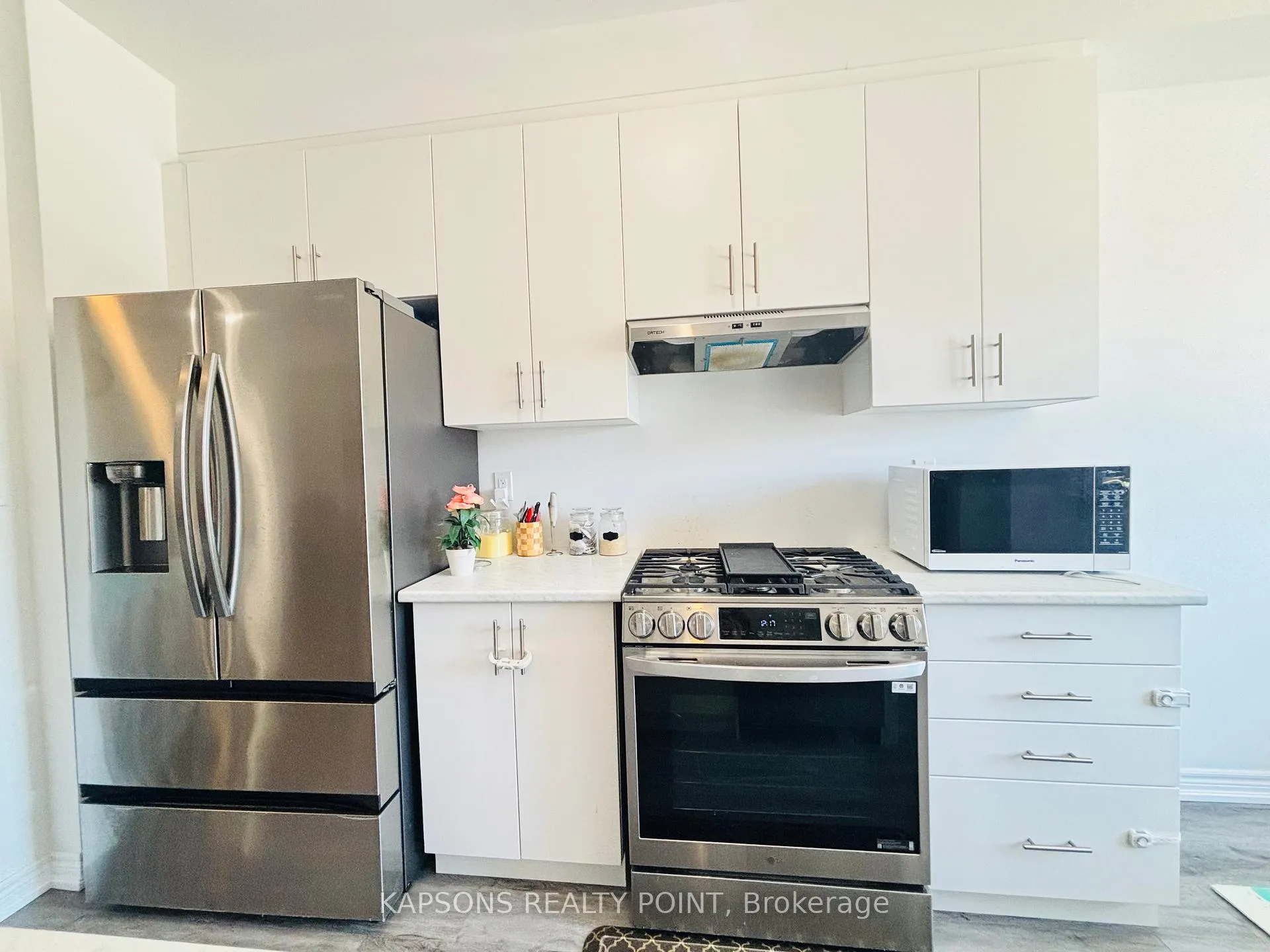 Photo 10 of 2029 Cameron Lott Crescent, Oshawa, Kedron — HOMEH