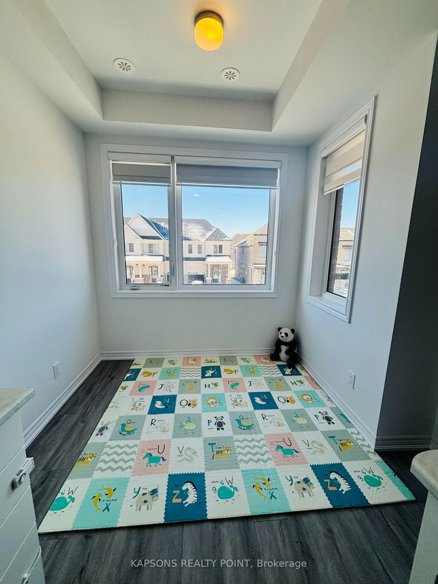 Photo 12 of 2029 Cameron Lott Crescent, Oshawa, Kedron — HOMEH