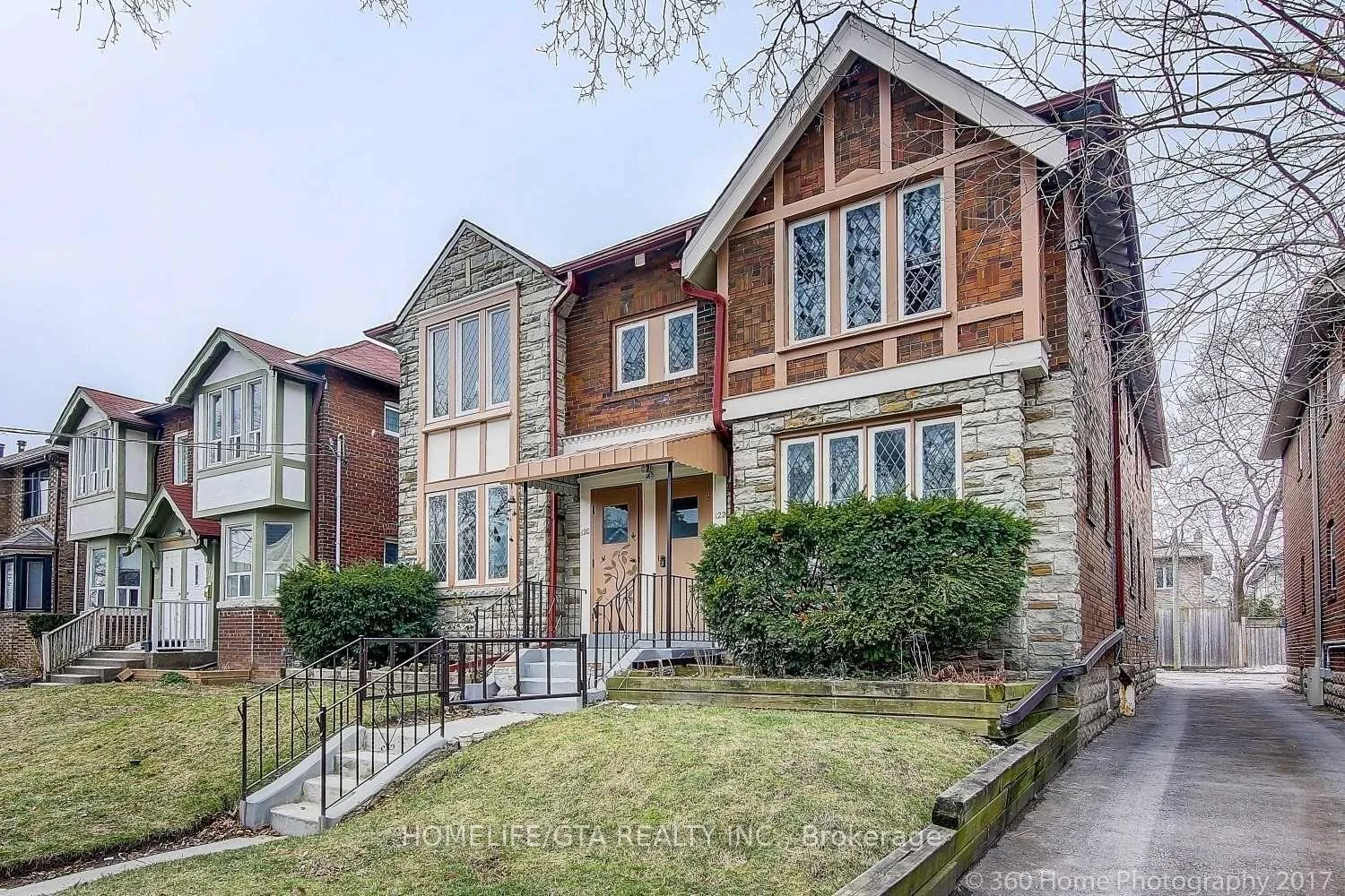 Photo 1 of Unit Upper, 122 Braemar Avenue, Toronto, Yonge-Eglinton — HOMEH
