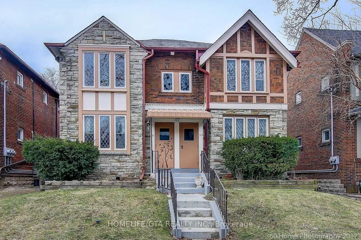 Photo 2 of Unit Upper, 122 Braemar Avenue, Toronto, Yonge-Eglinton — HOMEH