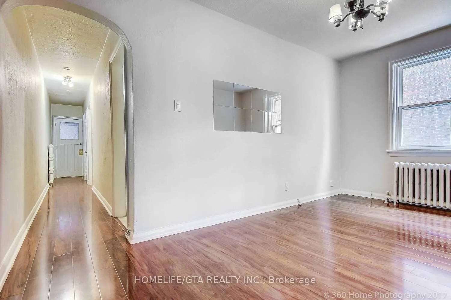 Photo 7 of Unit Upper, 122 Braemar Avenue, Toronto, Yonge-Eglinton — HOMEH