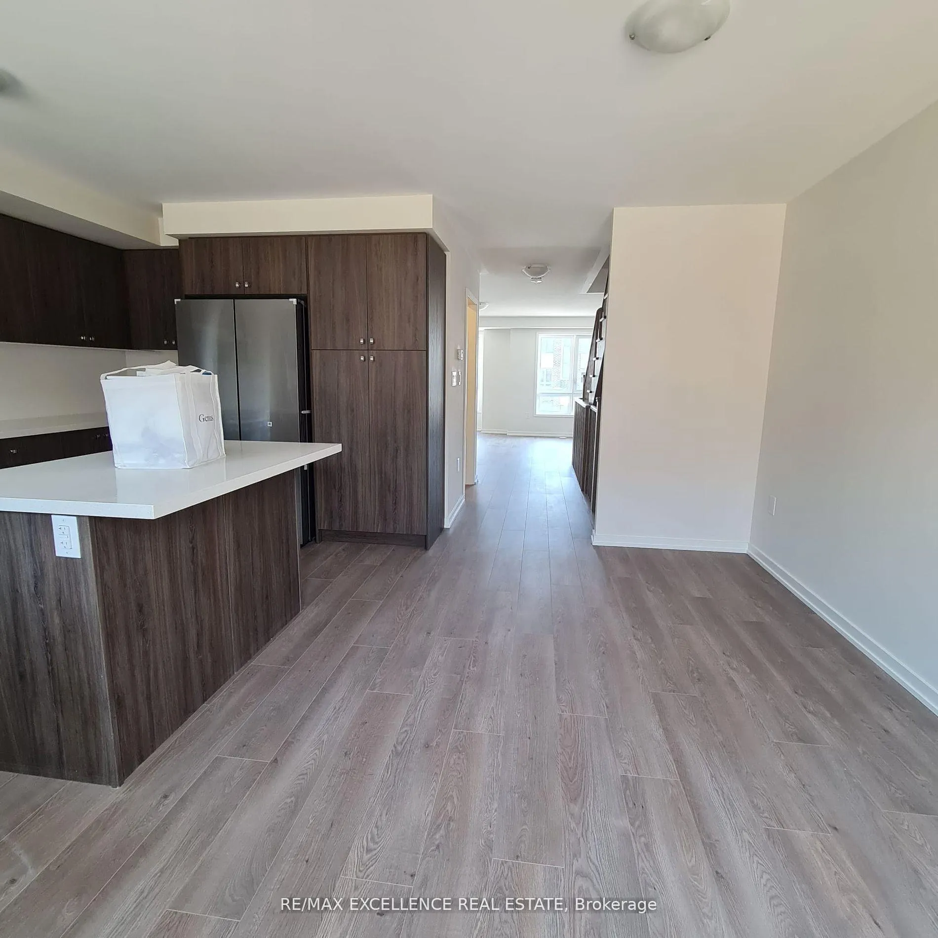 Photo 3 of 1358 Bradenton Path, Oshawa, Eastdale — HOMEH
