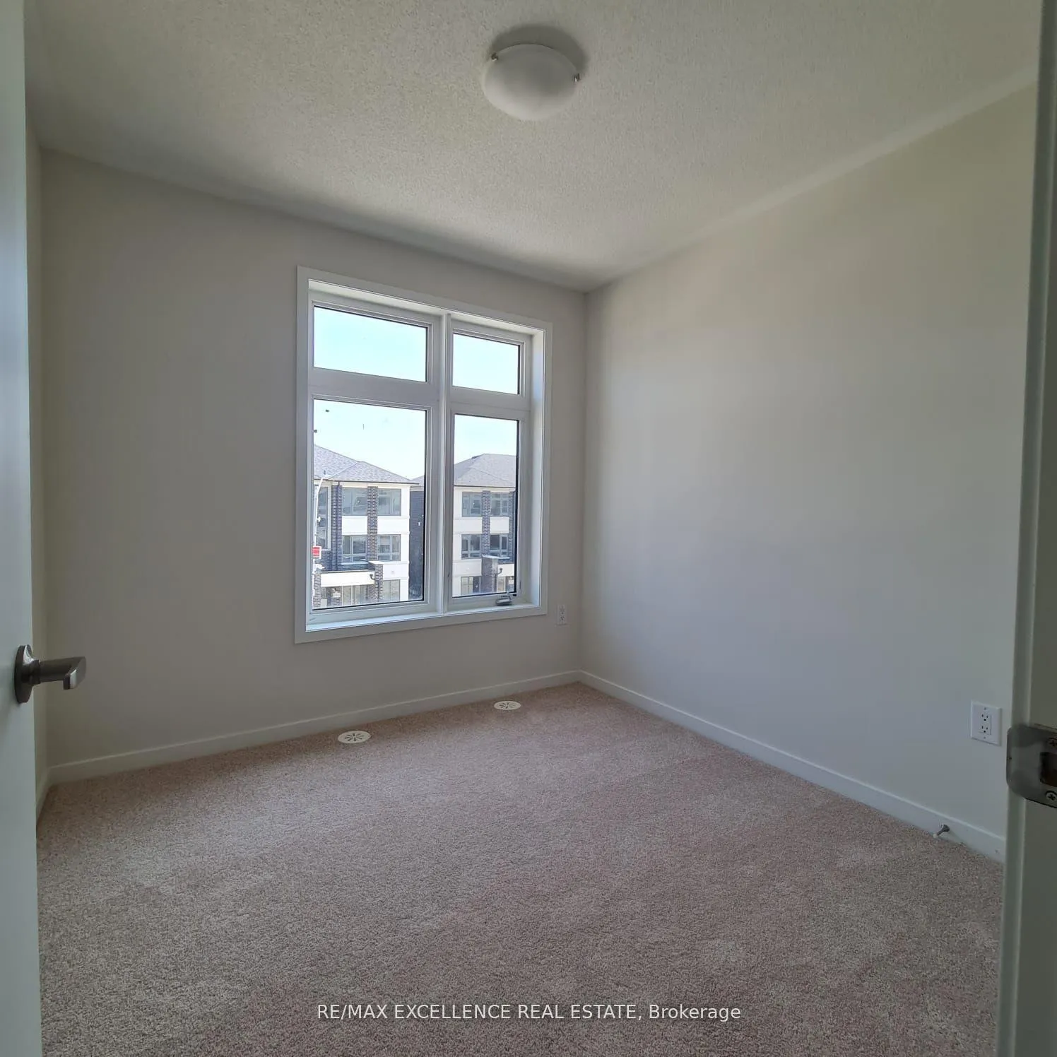 Photo 10 of 1358 Bradenton Path, Oshawa, Eastdale — HOMEH