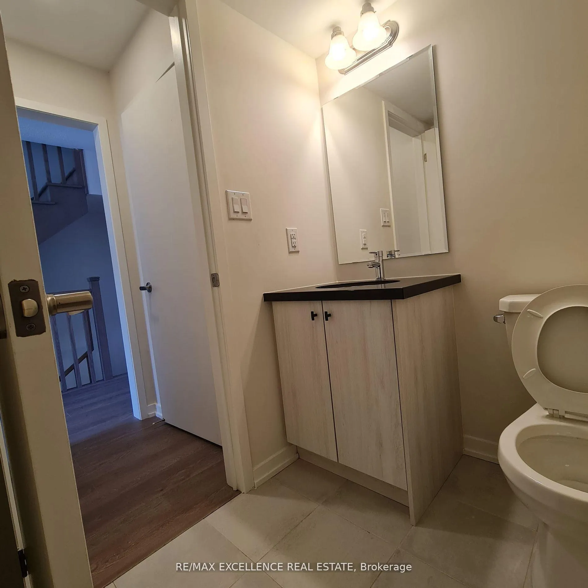 Photo 13 of 1358 Bradenton Path, Oshawa, Eastdale — HOMEH