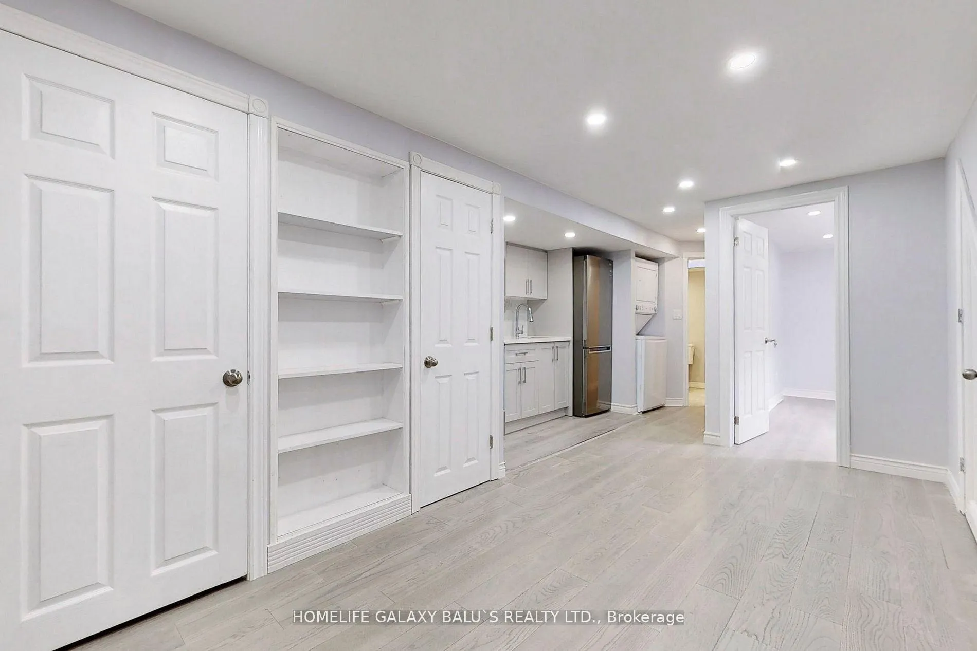 Front of Unit -Basmt, 2049 Blue Ridge Crescent