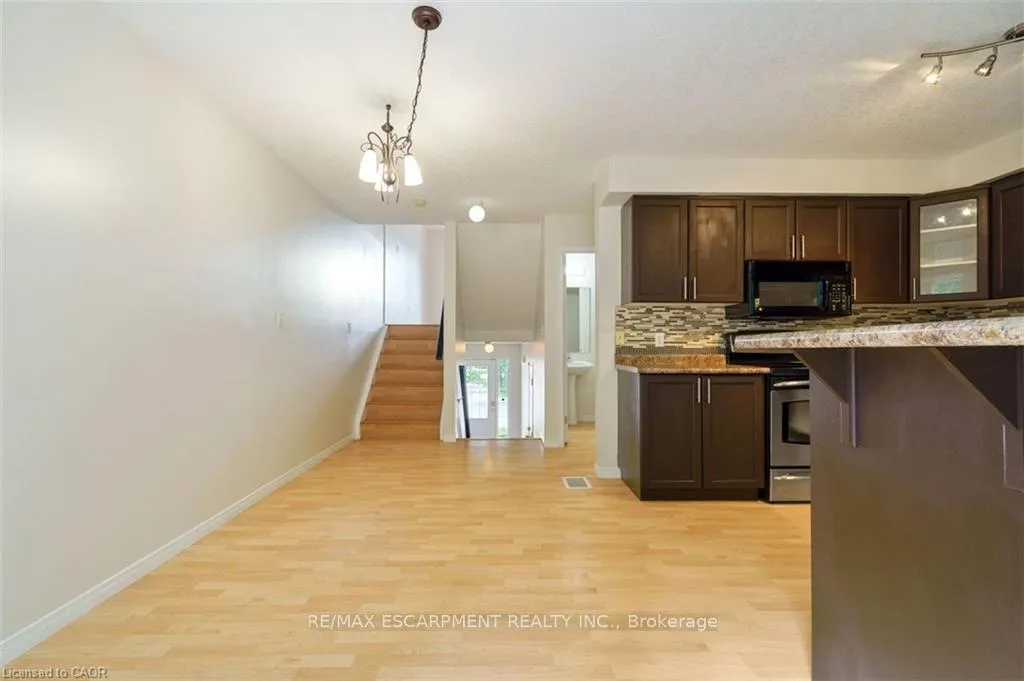 Photo 12 of Unit P87, 175 David Bergey Drive, Kitchener — HOMEH