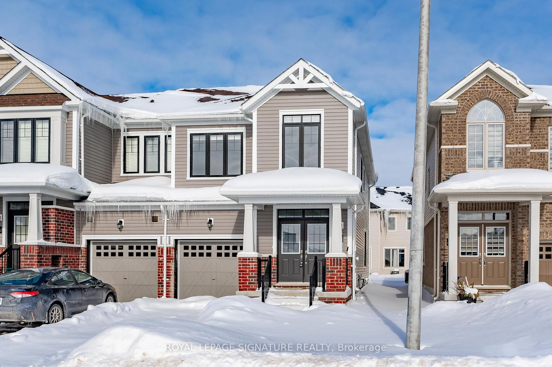 Photo 2 of 16 Hylton Drive, Barrie, Rural Barrie Southeast — HOMEH