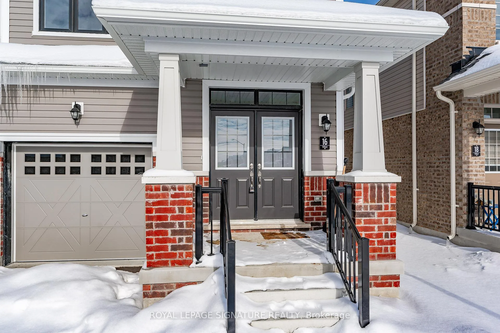 Photo 3 of 16 Hylton Drive, Barrie, Rural Barrie Southeast — HOMEH