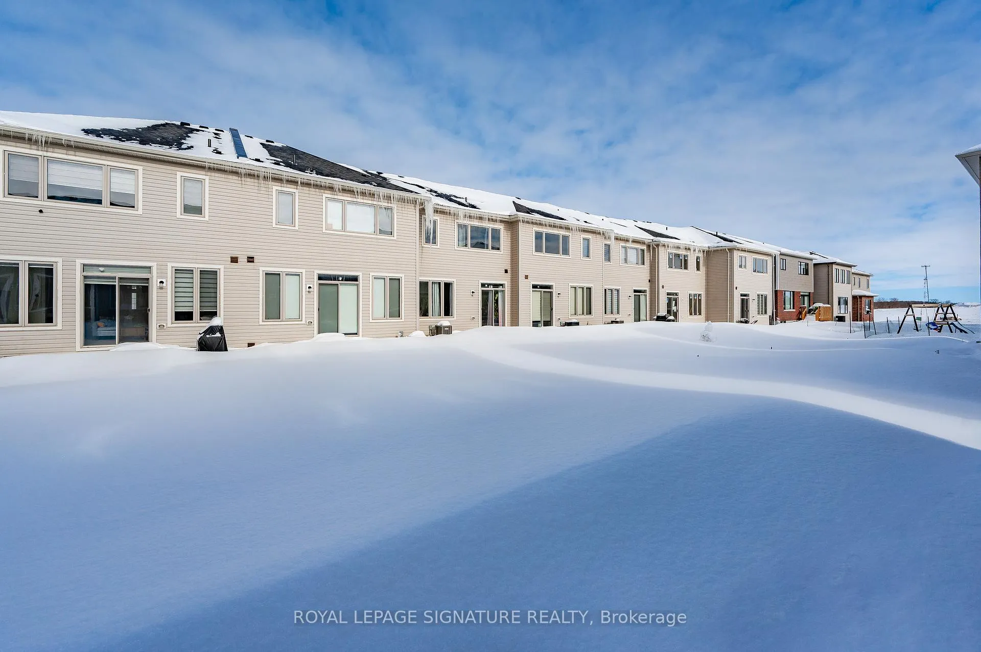 Photo 42 of 16 Hylton Drive, Barrie, Rural Barrie Southeast — HOMEH