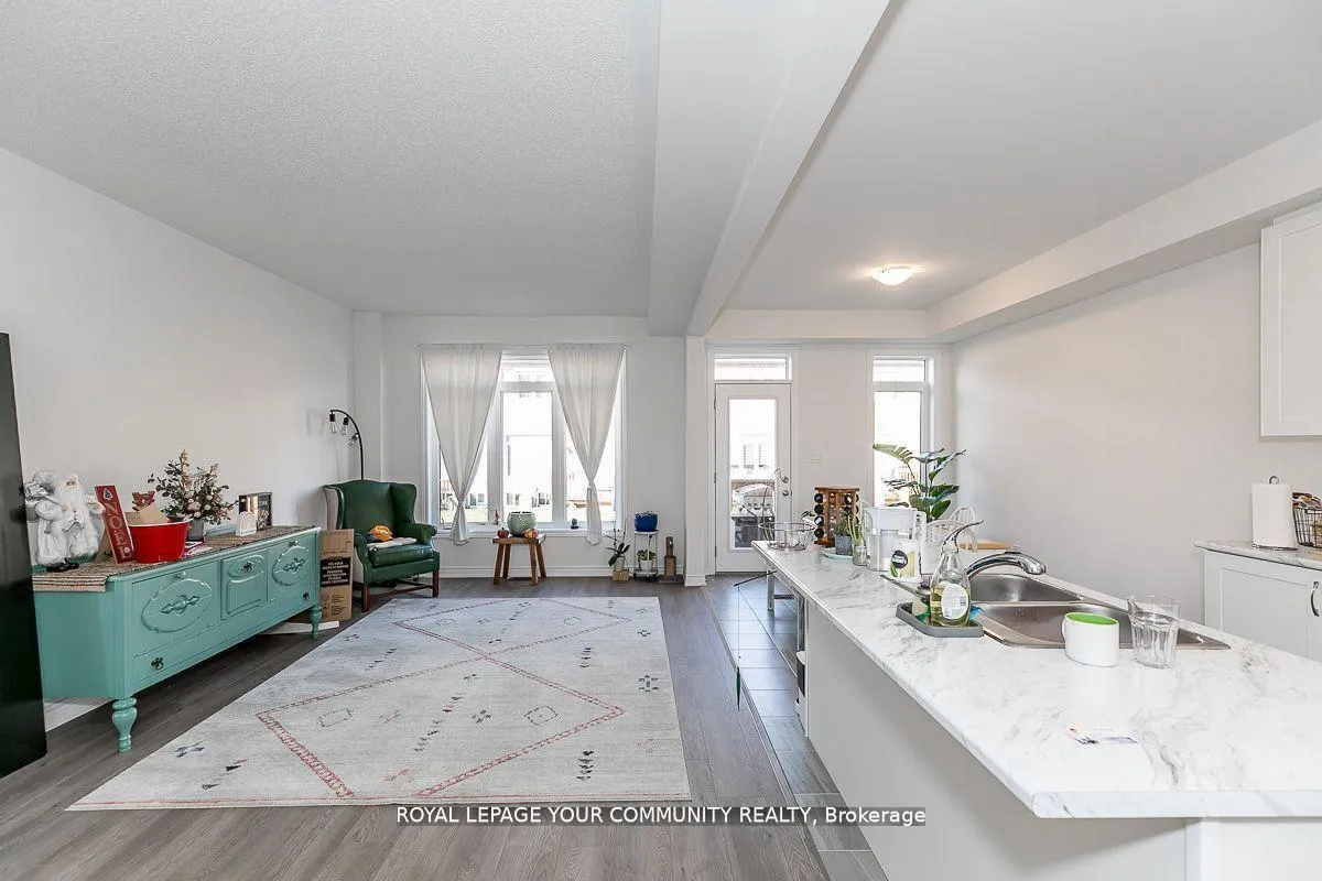 Photo 6 of 2203 Grainger Loop, Innisfil, Alcona — HOMEH
